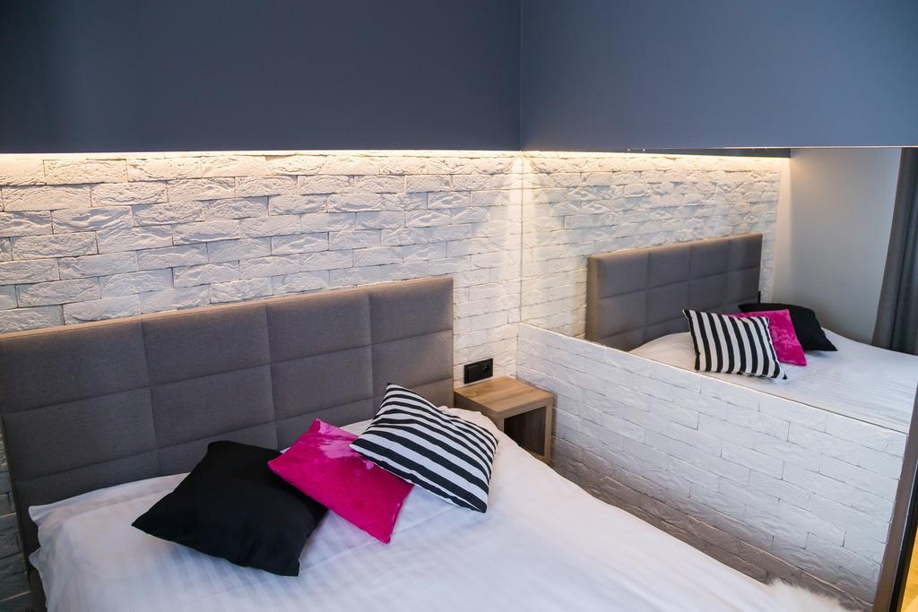 Hotel Oaza Golina  Екстер'єр фото